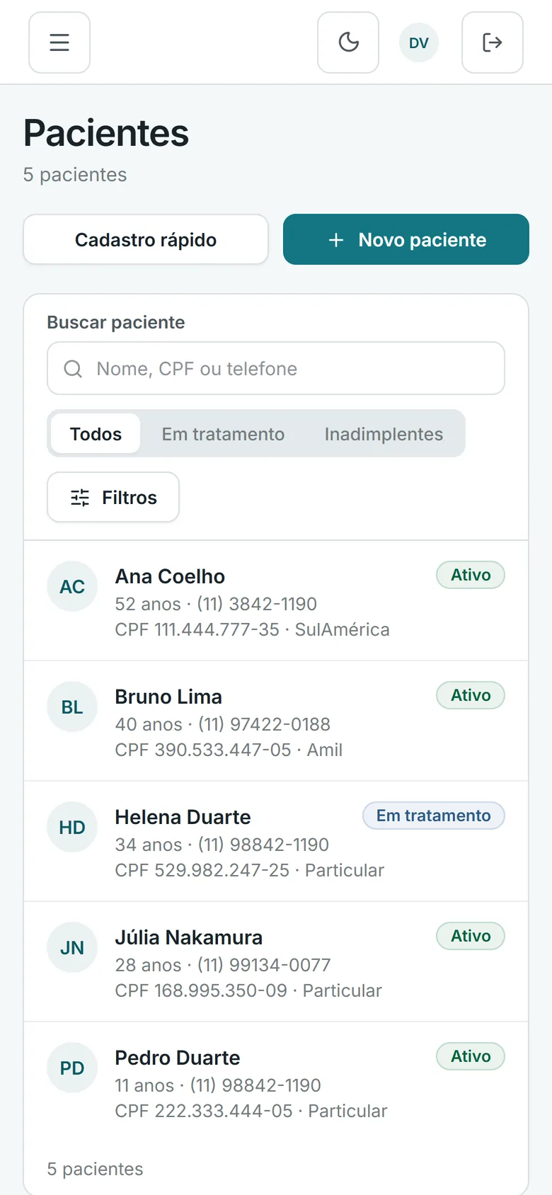 Lista de pacientes do Leho Odonto no celular