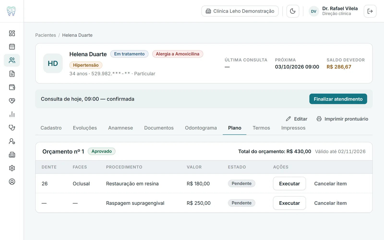 Plano de tratamento de um paciente no Leho Odonto com os procedimentos e a situação de cada um
